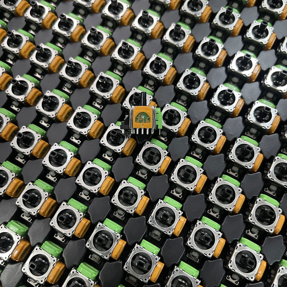 50/100 pz. Nuovo Joystick Ango - Jjk Gaming Accessories recensione e prezzo